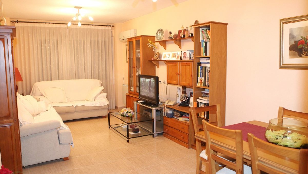 thumbnail_Comedor-sala general