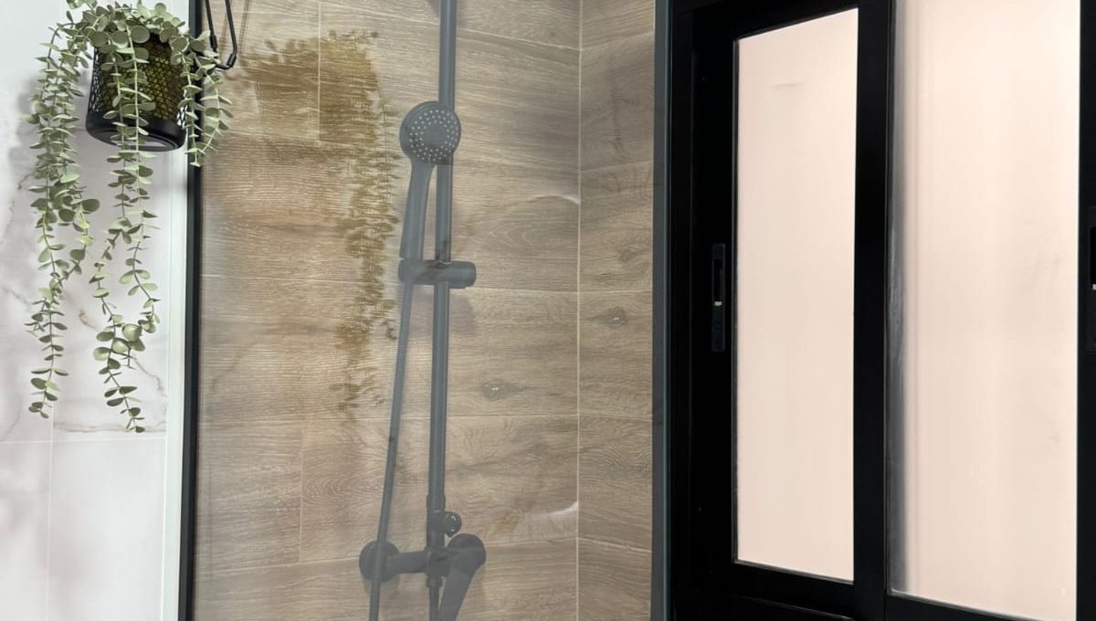 Imagen de WhatsApp 2025-10-28 a las 22.38.50_27bfb728 - copia