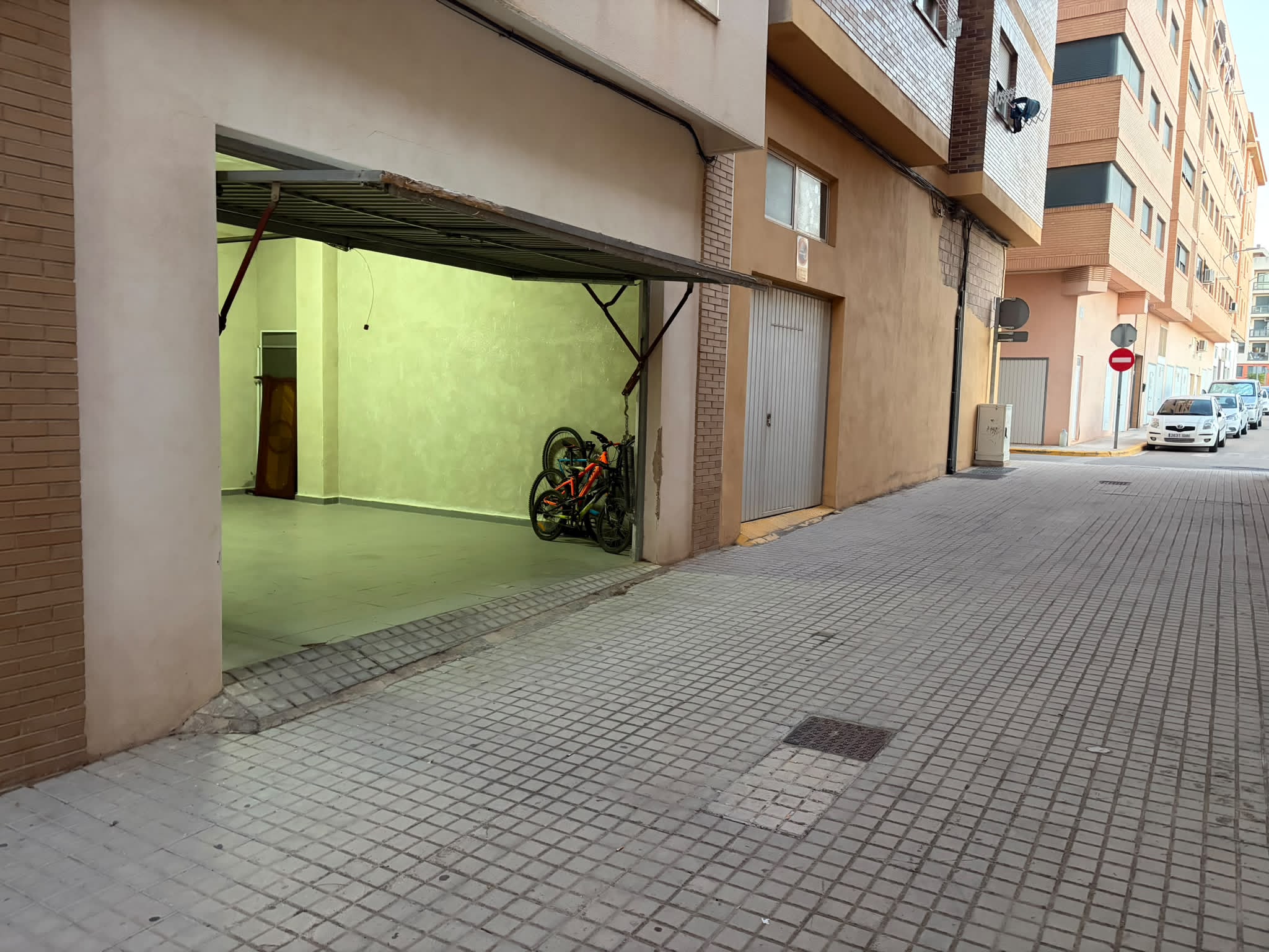 Local para garaje o usos multiples